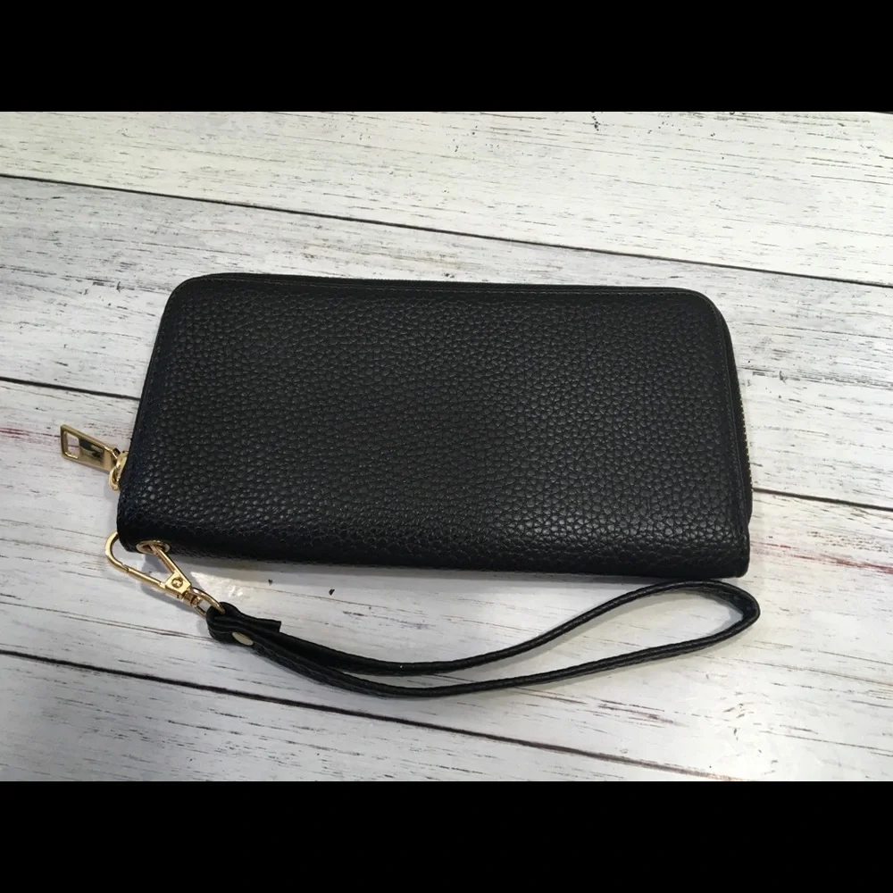 Wallet - Picture 2 of 6